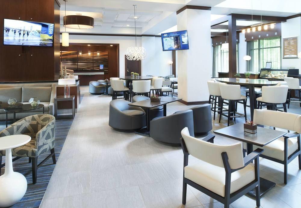 Отель Marriott St. Louis West Честерфилд Экстерьер фото