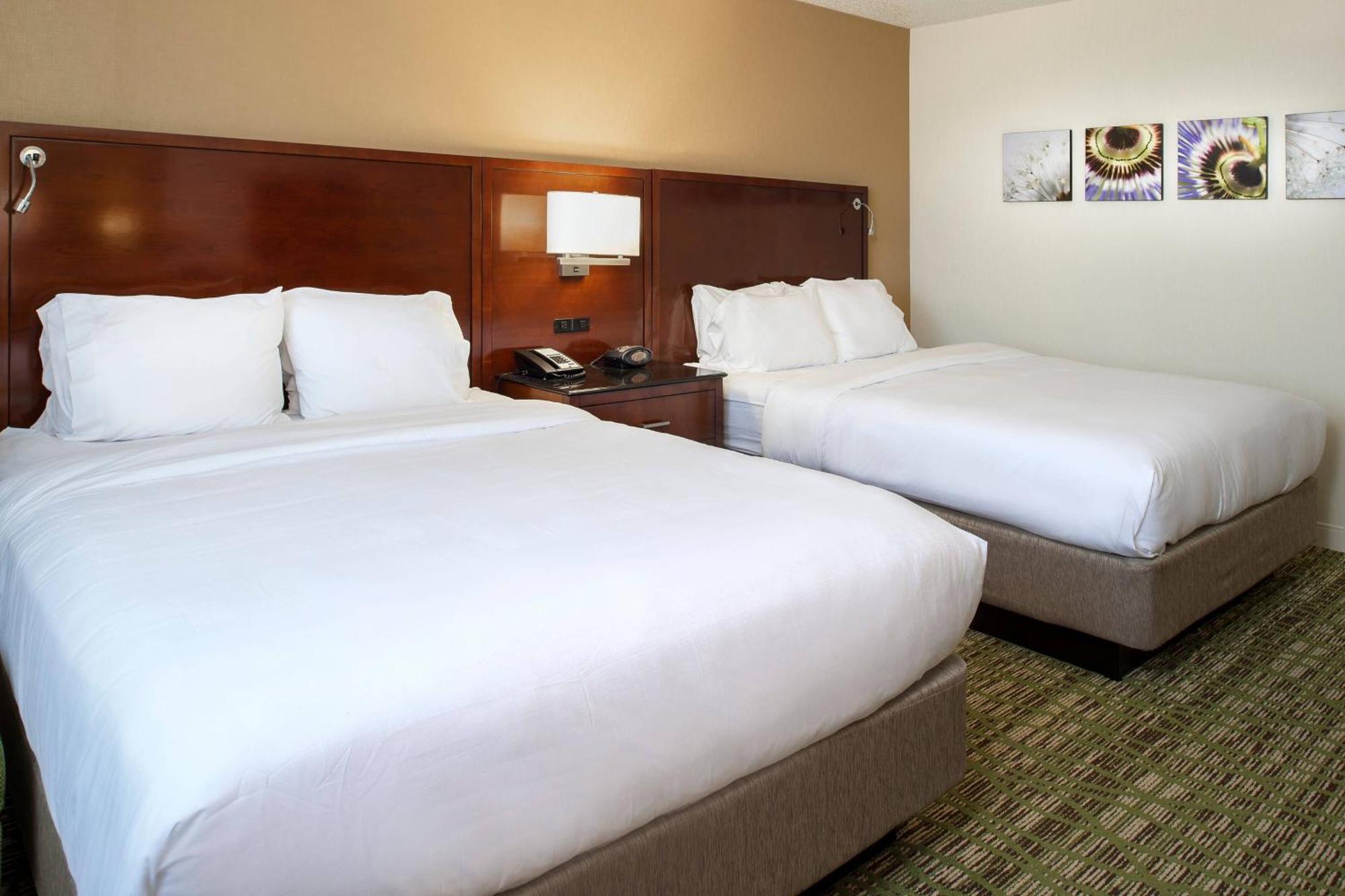 Отель Marriott St. Louis West Честерфилд Экстерьер фото